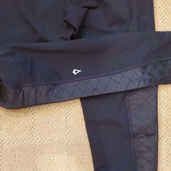 Ivivva Leggings - Picture 3 of 4